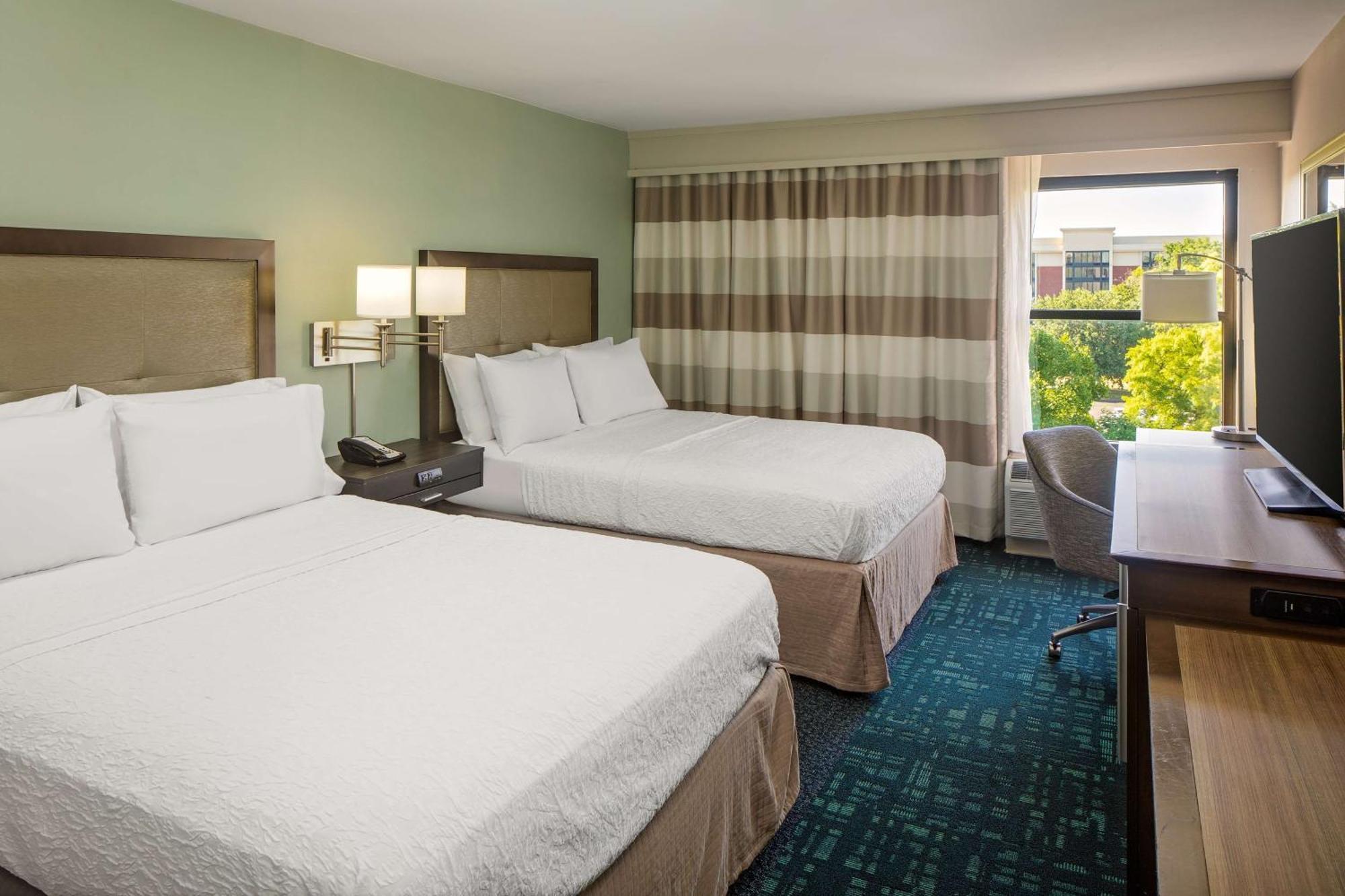 Hampton Inn & Suites Nashville-Airport Exterior foto